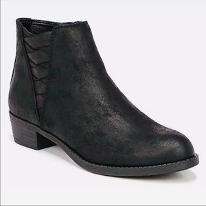 Carlos Santana size 7M black Bert ankle booties